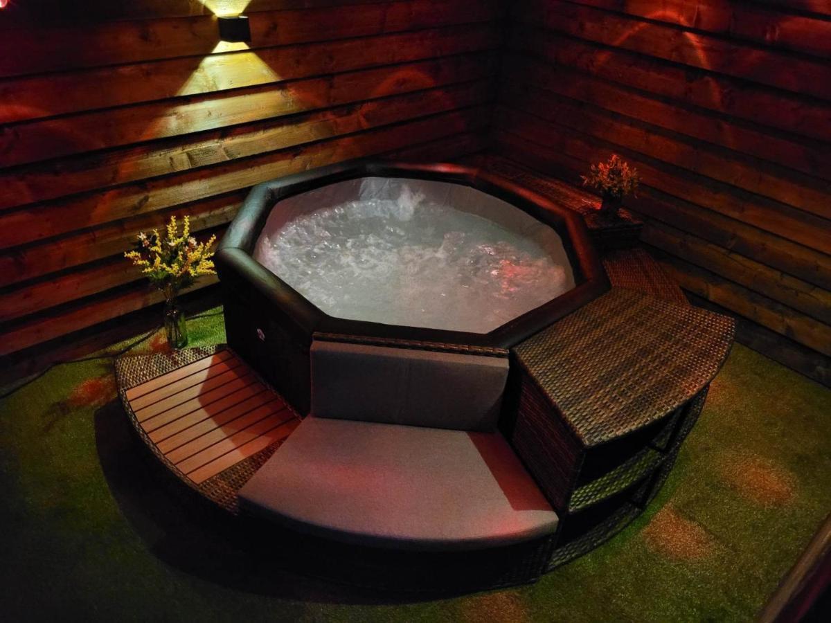 Chambre Vigne, Piscine Spa Fitness Lugon et l’Ile du Carney Exterior foto